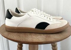 Dolce Vita Women Nadia White Black Gumsole Tennis Shoe Casual Sneaker 8