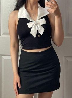 Black with white collar crop top