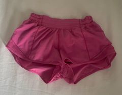 Hotty Hot Short 2.5” Sonic Pink