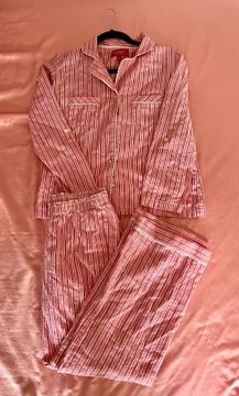 Victoria Secret Pajamas Set