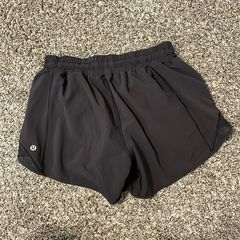 Lululemon Hotty Hot High-Rise Lined Short 2.5"