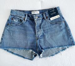 NWT Curve Love Jean Shorts