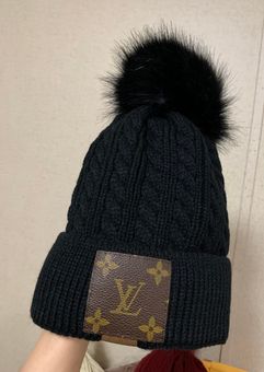 Louis Vuitton Wool Pom Pom Beanie w/ Tags - Black Hats