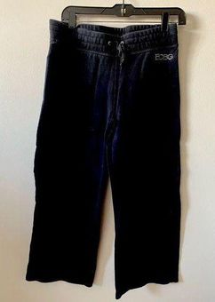 BCBGMAXAZRIA Vintage Y2K 90s ICONIC Capri Sweats with Rhinestone