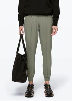 Lululemon Wanderer Jogger Size 4 - $50 - From Brittany