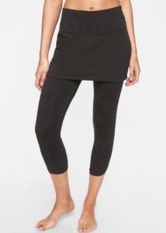 Athleta Organic Cotton Meditation 2 in 1 Capri Size Medium - $49