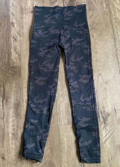 Spanx SPANX Black Camo Look at Me Now Seamless Leggings Size S
