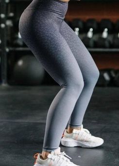 Zyia Gray Ombre Leopard Light N Tight Hi Rise Leggings 4 - $50