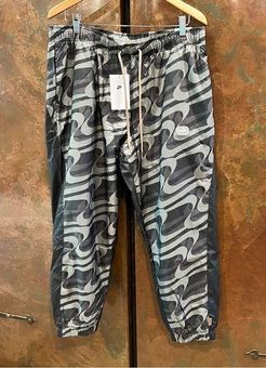 NIKE SPORTSWEAR ICON CLASH WOMENS JUMPSUIT BRAND NEW WITH TAGS Size Small