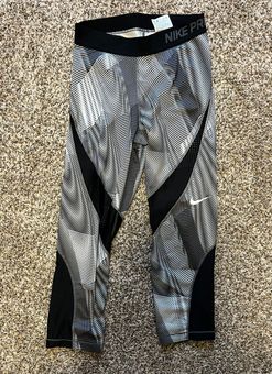 Nike Dri Fit Capri Leggings