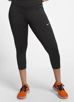 Nike Cropped Running Tights Black - $25 - From Kaleigh