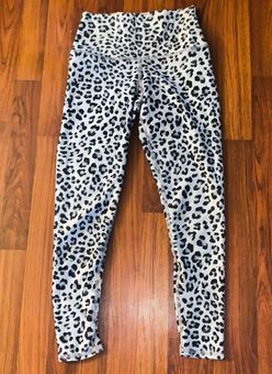 Evolution and creation Leopard Print Leggings Size Small Multi