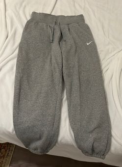 Nike Loose Fit Sweatpants Gray - $60 (14% Off Retail) - From Cera