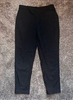 Lululemon & go City Trek Trouser Size 6 - $80 - From Hayley
