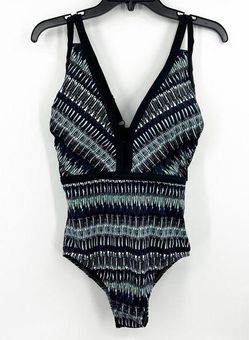 One Piece Dreamsuit by Miracle Brands Slimming Control Swimsuit Sz 10 NWT -  $32 New With Tags - From Pink