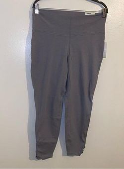 Old Navy Active Gray Go-Dry Fitness Lattice 7/8 Ankle Leggings