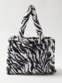 UO Faux Fur Leopard Print Shoulder Bag