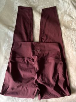 Paragon Maroon Sculpt Seam Buttery Soft Leggings Size L - $25