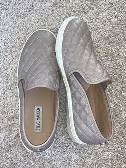 steve madden beige slip ons