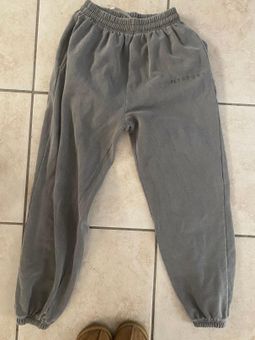 Pretty Little Thing PLT Sweatpants Size L - $18 (40% Off Retail) - From  Nicole