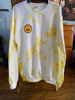 Yellow tie outlet dye crewneck