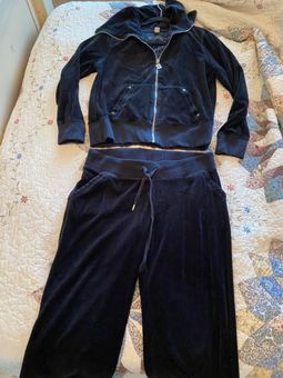 Michael Kors Black Velvet Sweat Suit Size M - $51 (57% Off Retail) - From  Adrianna