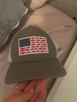 Columbia fishing hat - $5 (80% Off Retail) - From lexie