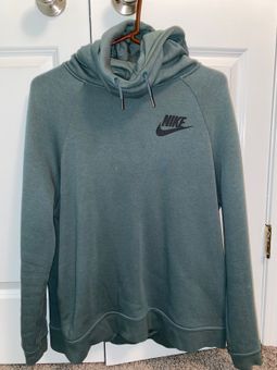 olive nike sweatshirt