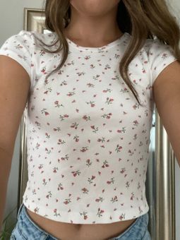 Brandy Melville Red Floral Ashlyn Top White Size XS - $14 (54% Off