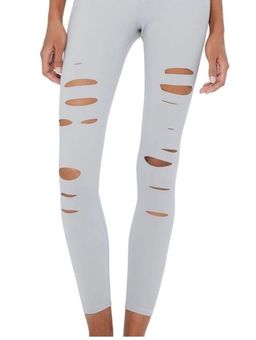 Alo Yoga Ripped Warrior Leggings in Alloy Size Small Silver - $48