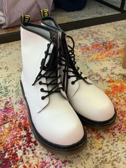 White doc hot sale martens knockoffs