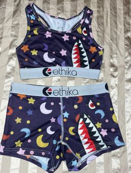 Ethika Set