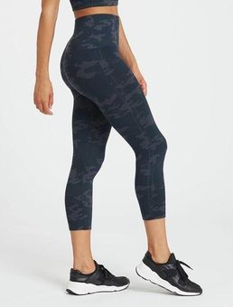 Spanx NWOT Look at Me Now Seamless Cropped Leggings XS
