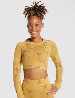 Gymshark NWOT Adapt Camo Savanna Seamless Crop Yellow - $39 - From Frankie