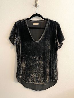 Bella Dahl V Neck Velvet Top Black 41 51 Off Retail From Wendi