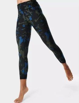 Camo Betty Crop Leggings