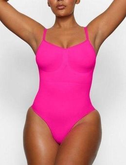 SKIMS Seamless Sculpt Sculpting Bodysuit FLAMINGO XXS/XS New (nwob