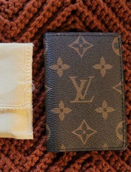 Louis Vuitton Authentic Pocket Wallet Brown - $375 (16% Off Retail) - From  Maddie