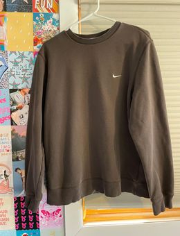 nike vintage crewneck brown