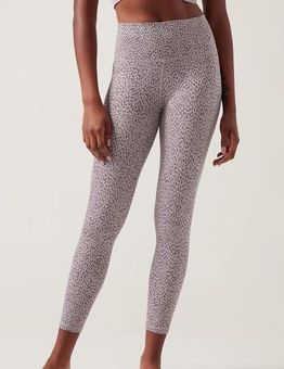 Athleta Salutation Stash 7/8 Tight Size M - $29 - From Brittany