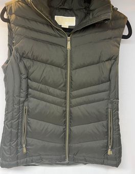 Michael Kors Puffer Vest Green - $22 - From Gemma