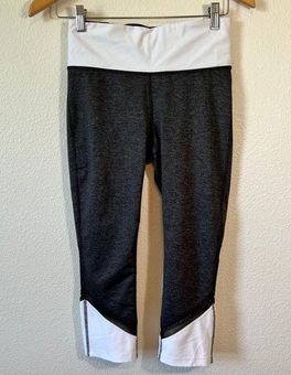 Xersion High Waisted Performance Fitted Capri Athletic Leggings Size Small  - $19 - From Autumn