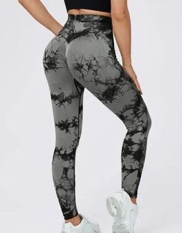 Halara Seamless Flow Ruched Butt Lifting Tie Dye Yoga Leggings