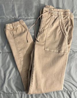 American Eagle Outfitters, Pants