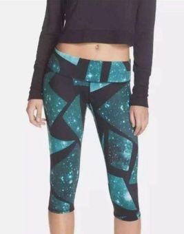 Alo Yoga Airbrush Island Space Capri Crop Leggings Size M Size M - $31 -  From Lulu