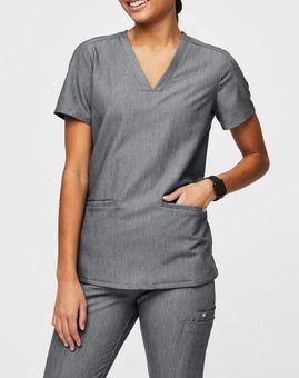 FIGS Scrubs Women's Casma Three-Pocket Scrub Top in Black Size XXSMALL