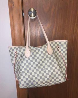 Louis Vuitton Neverfull dupe Tan - $50 (50% Off Retail) - From Grace