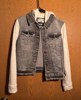 Wallflower Jean Jacket Built In Hoodie 