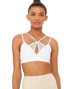 Alo Yoga Diamond Bra in White Size M 43 From Kaahreena