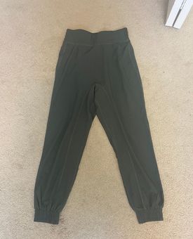 Halara High Waisted Elastic Waistband Casual Joggers Green Size 6 - $25  (37% Off Retail) New With Tags - From Kaitlyn